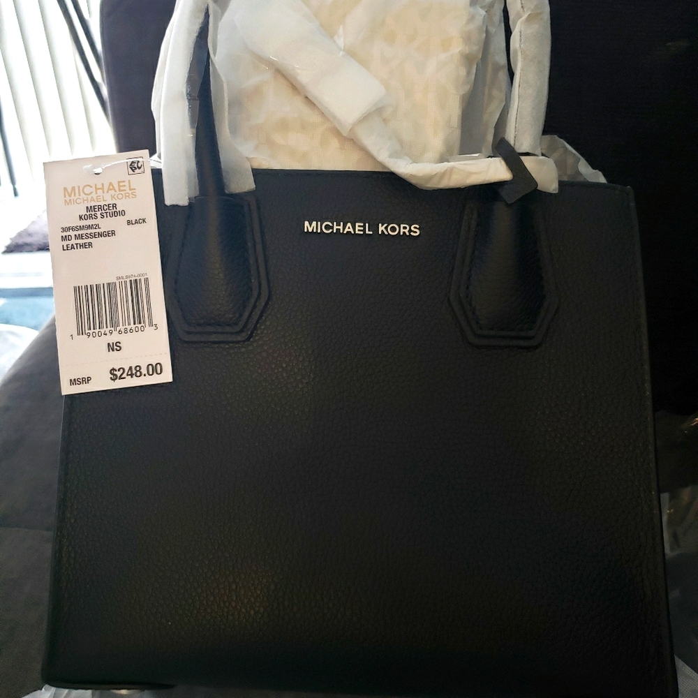 Michael Kors Leather Crossbody Black Bag - NEW